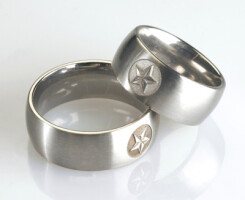 Stainless steel ring with laser engraving - STAR 1 -