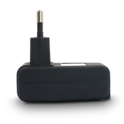 Steckdosen Adapter mit 2-fachen USB Anschluss